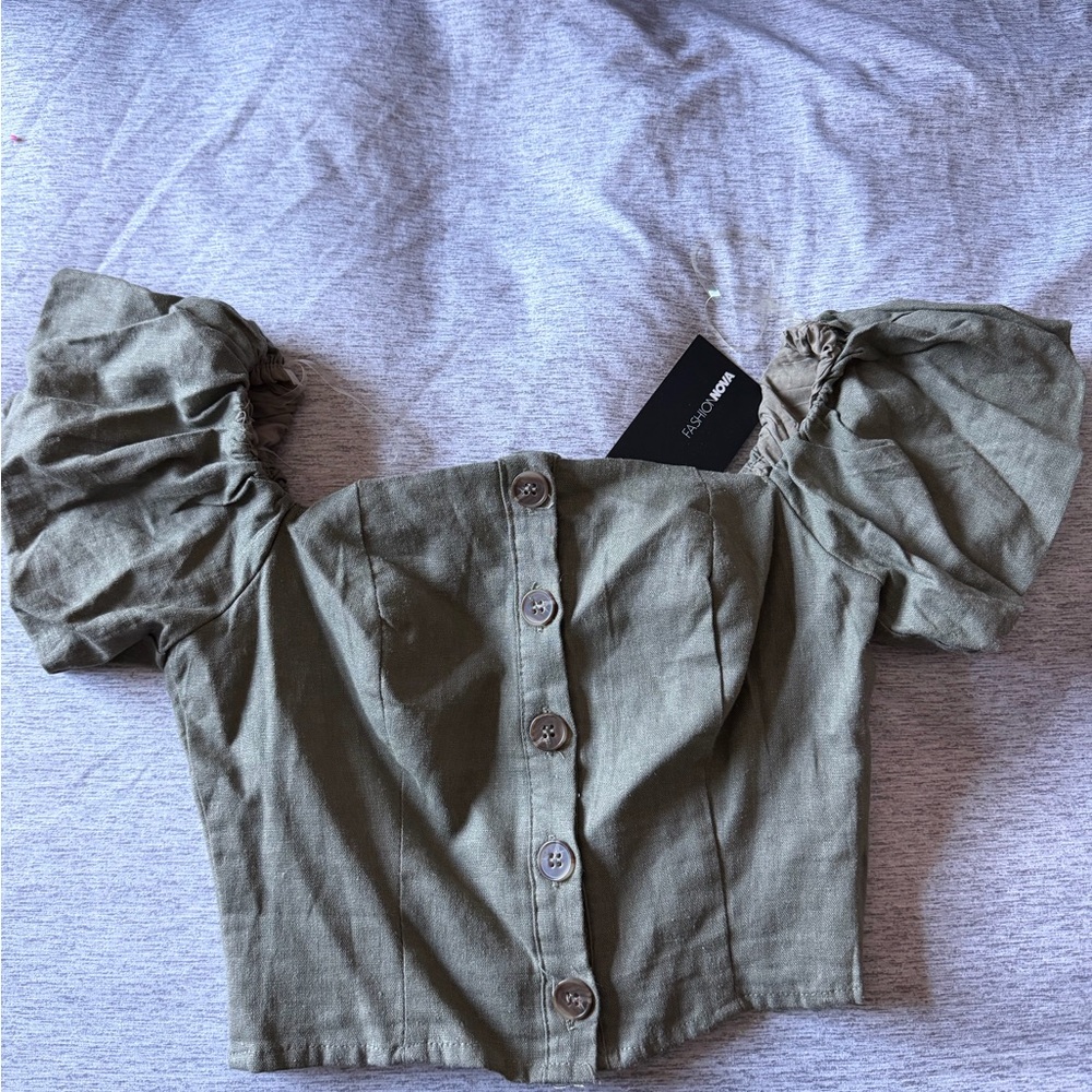 Zara Olive Button-Up Puff Sleeve Crop Top